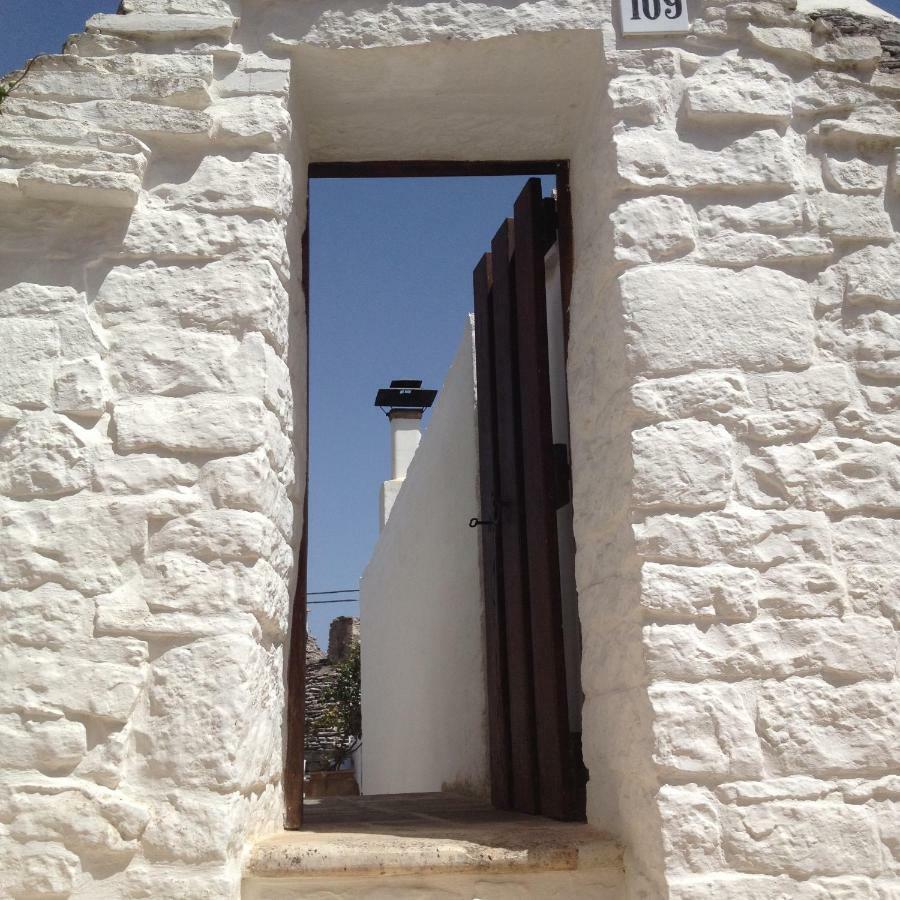 Trulli Aria Di Casa Apartment Алберобело Екстериор снимка